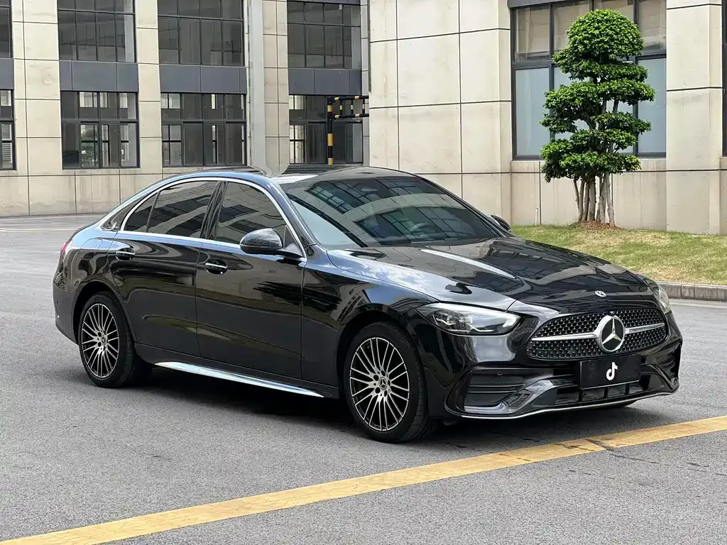Mercedes-Benz C-Class — фото 6