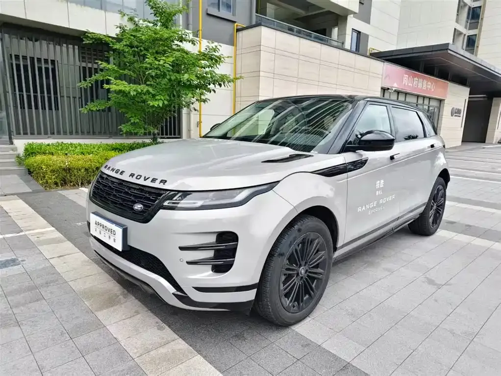 Land Rover Evoque — фото 1