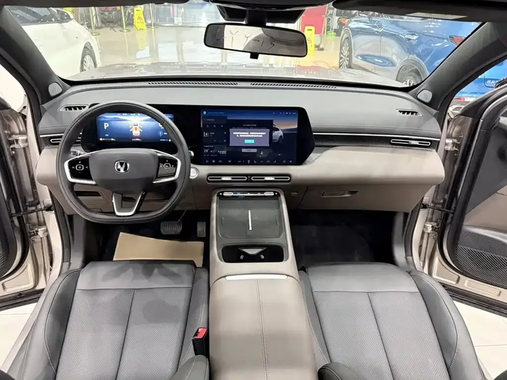 Changan CS55PLUS — фото 10