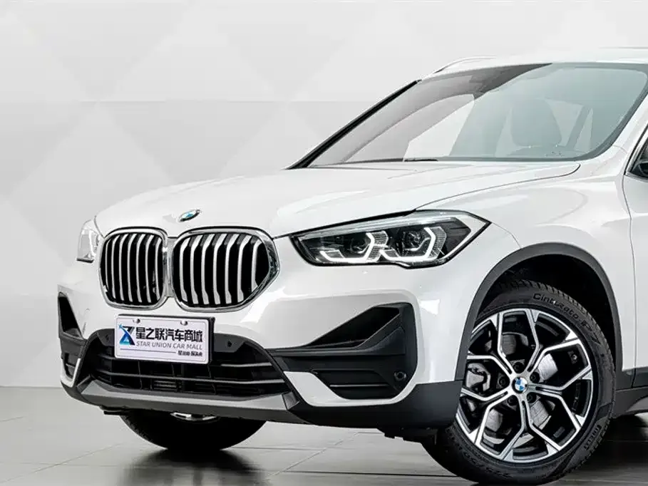 BMW X1 — фото 2