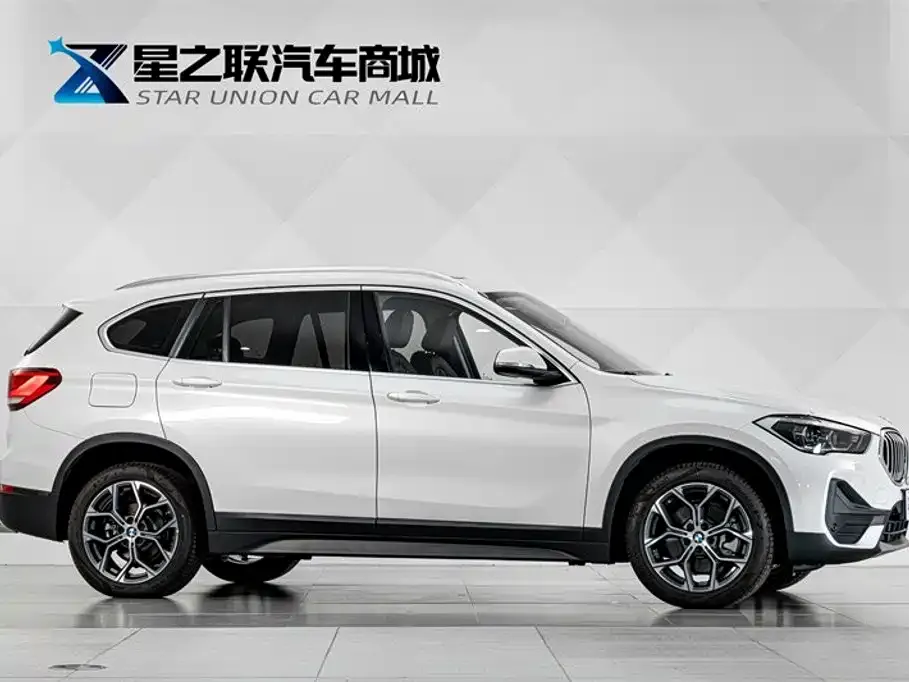 BMW X1 — фото 5