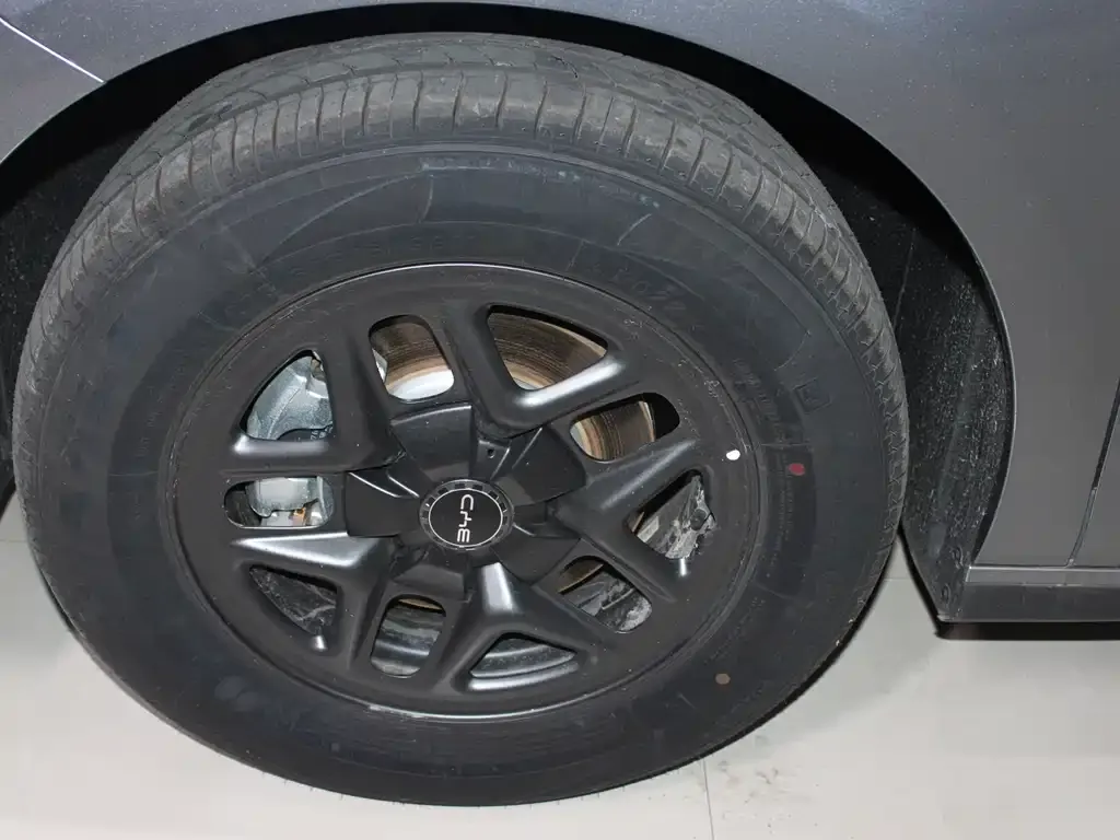 BYD Seal 05 DM-i — фото 2