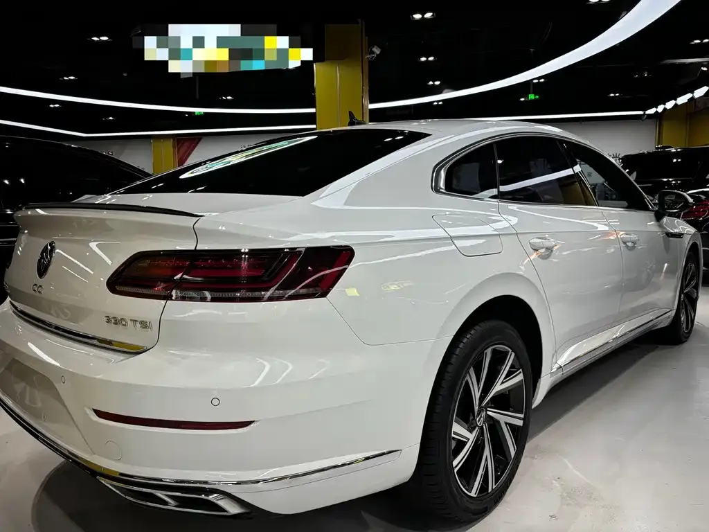 Volkswagen CC — фото 3