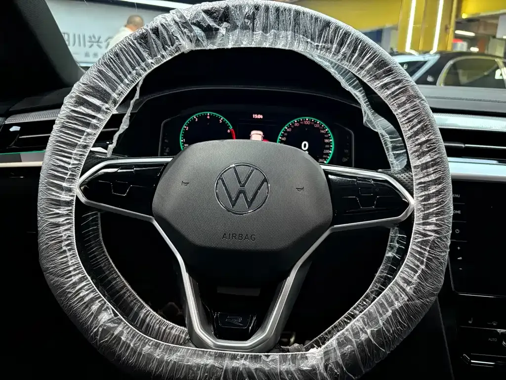 Volkswagen CC — фото 6