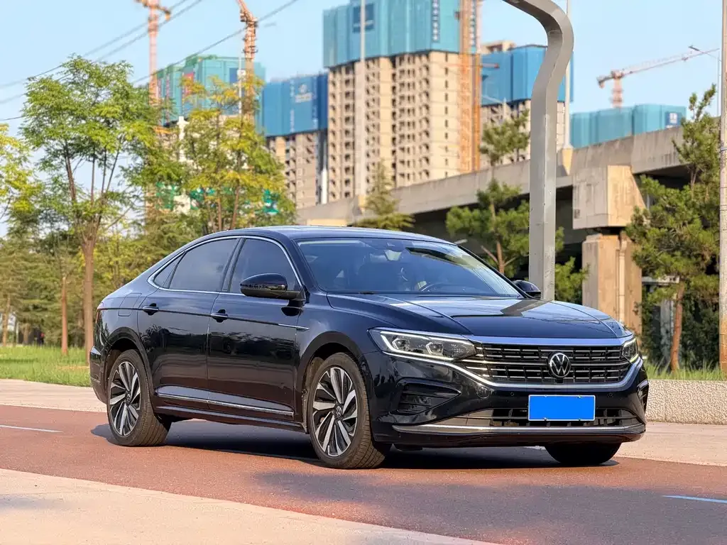 Volkswagen Passat — фото 10