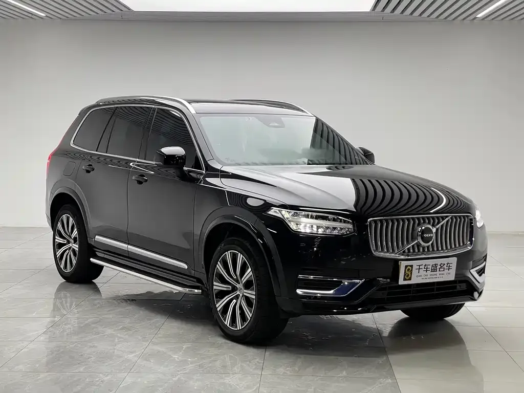 Volvo XC90 — фото 7