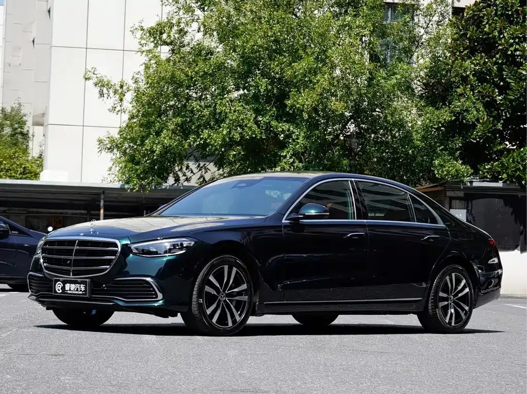 Mercedes-Benz S-Class — фото 1