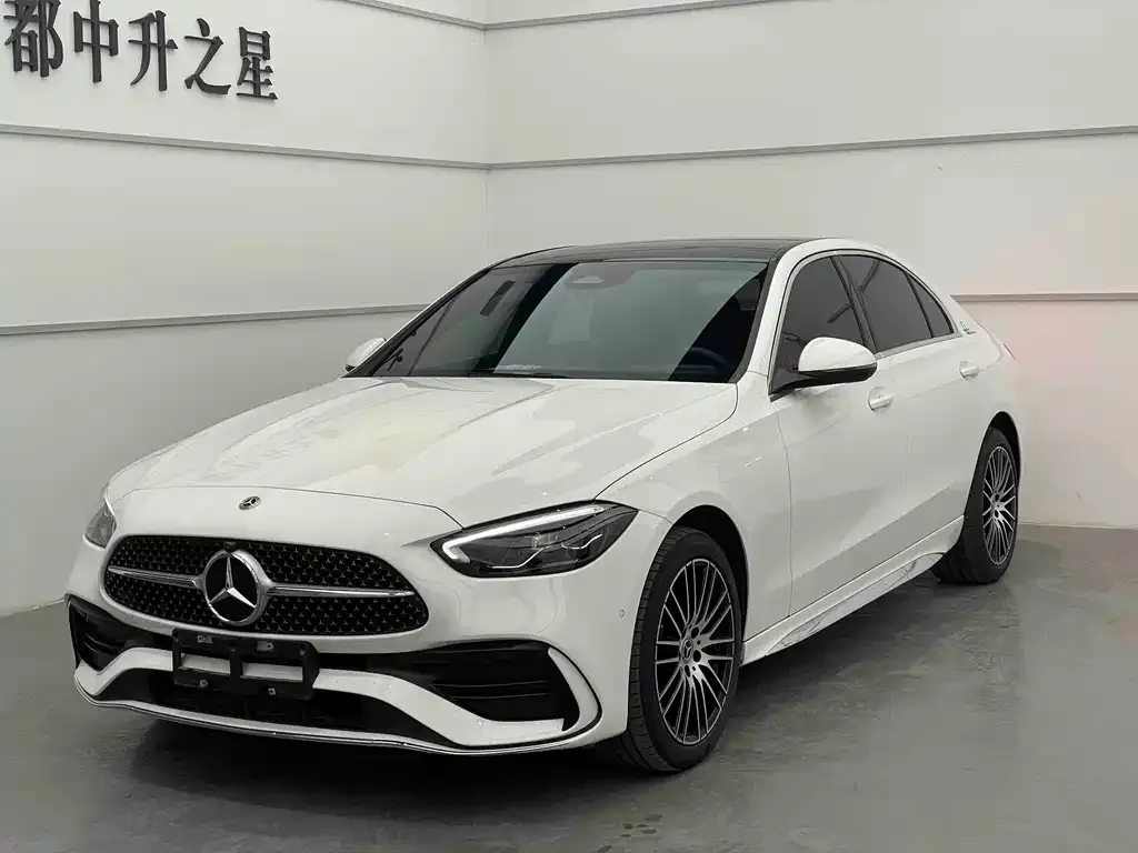Mercedes-Benz C-Class — фото 1
