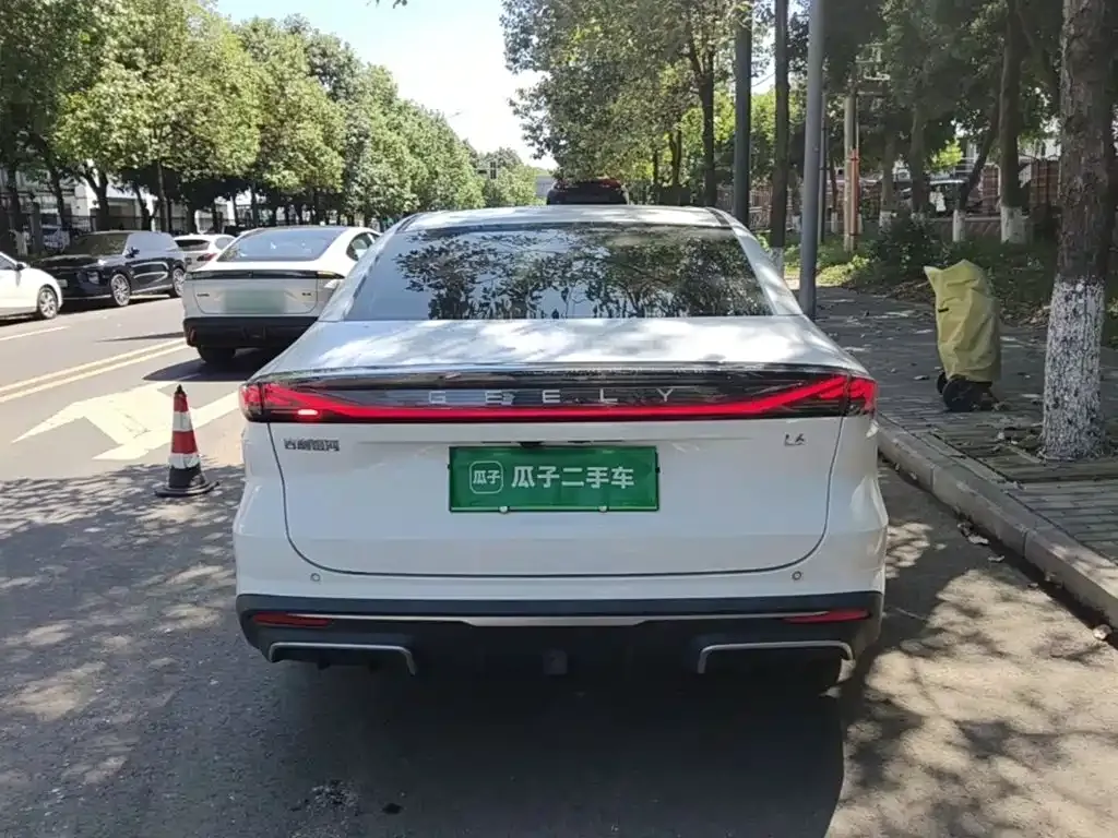 Geely Galaxy L6 2024 из CN, фото 9