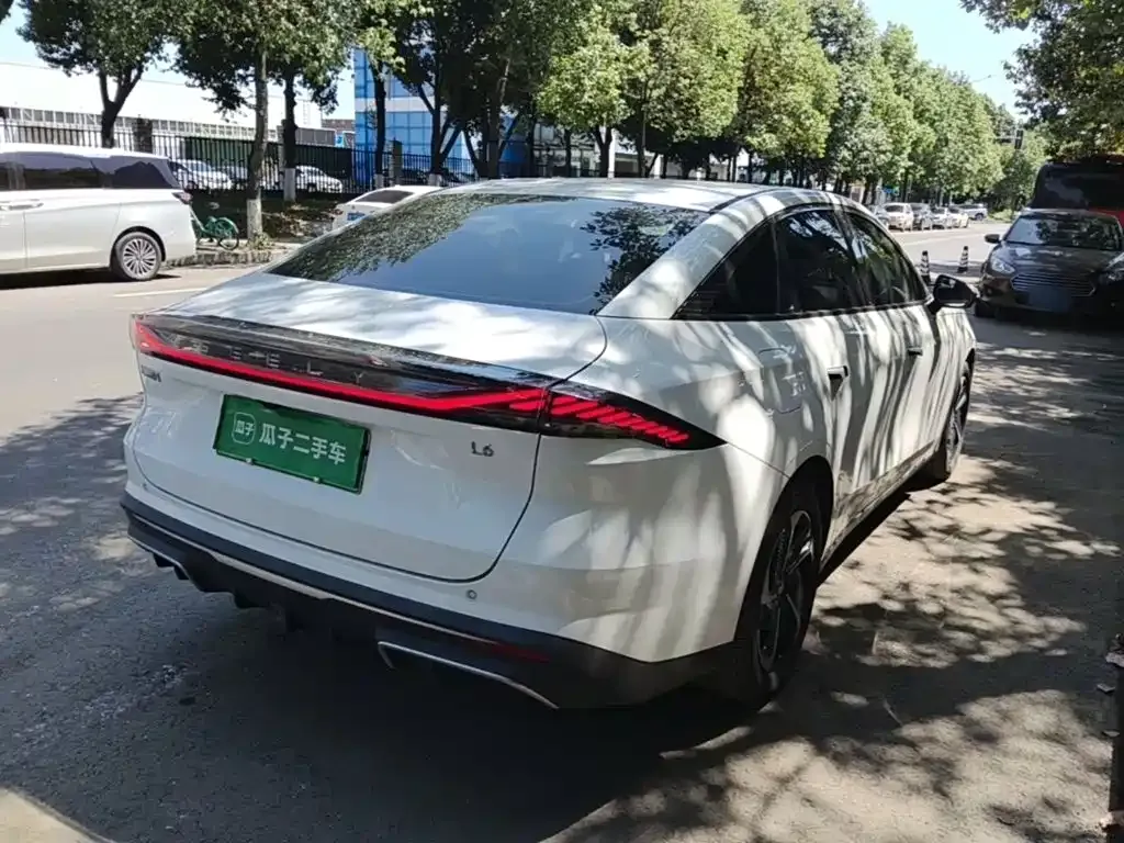 Geely Galaxy L6 2024 из CN, фото 10