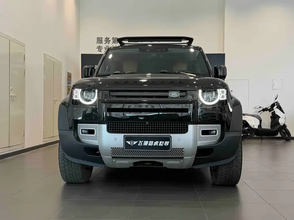 Land Rover Defender — фото 4