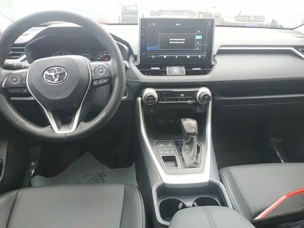 Toyota Wildlander — фото 10