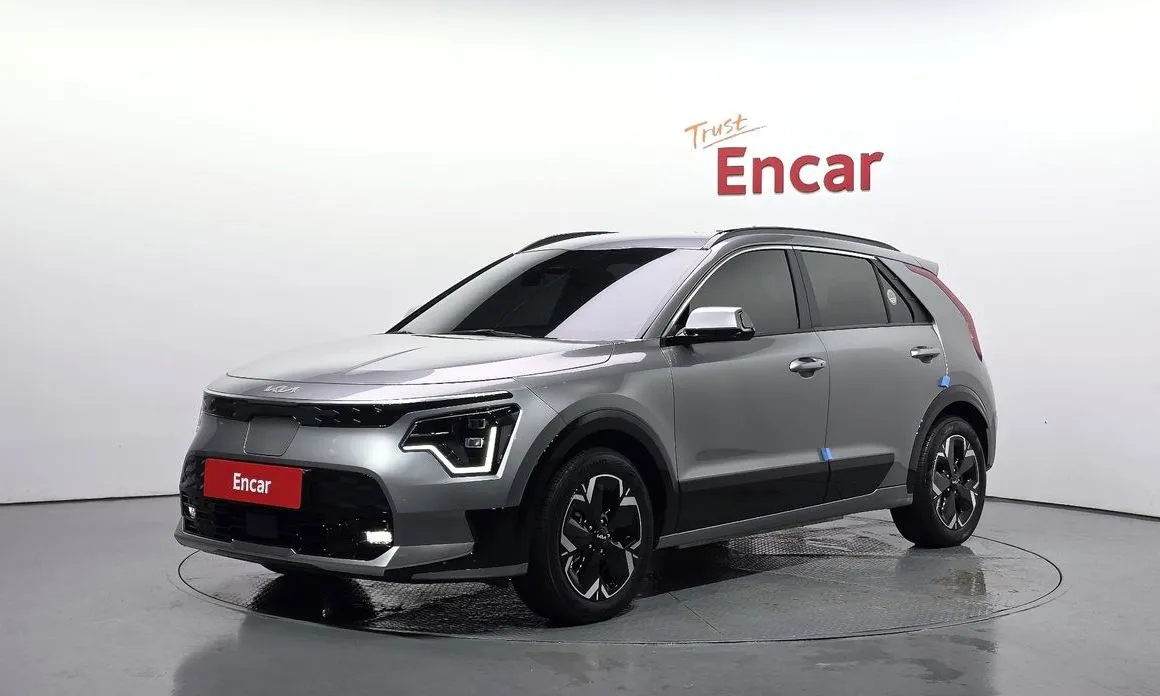 Kia Niro — фото 1