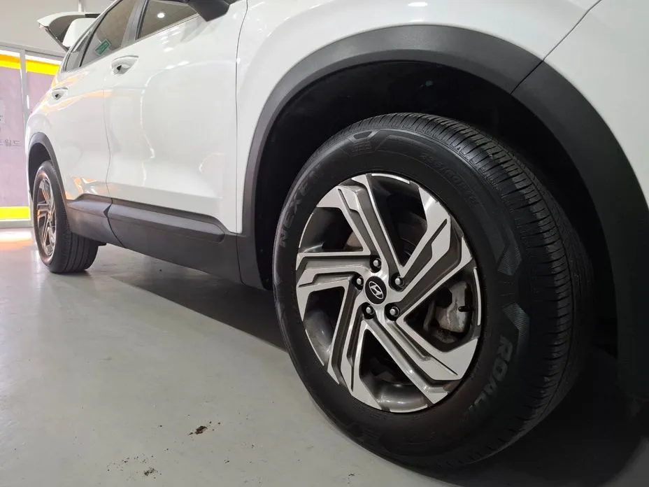 Hyundai Santafe — фото 2