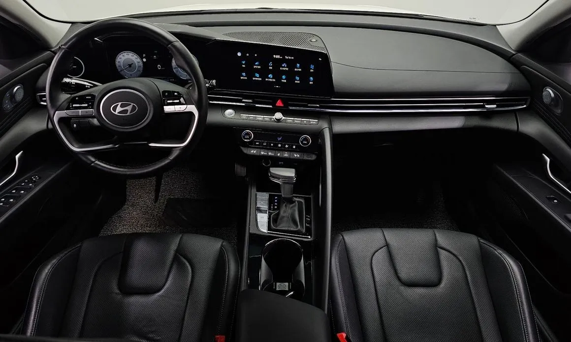 Hyundai AVANTE — фото 3