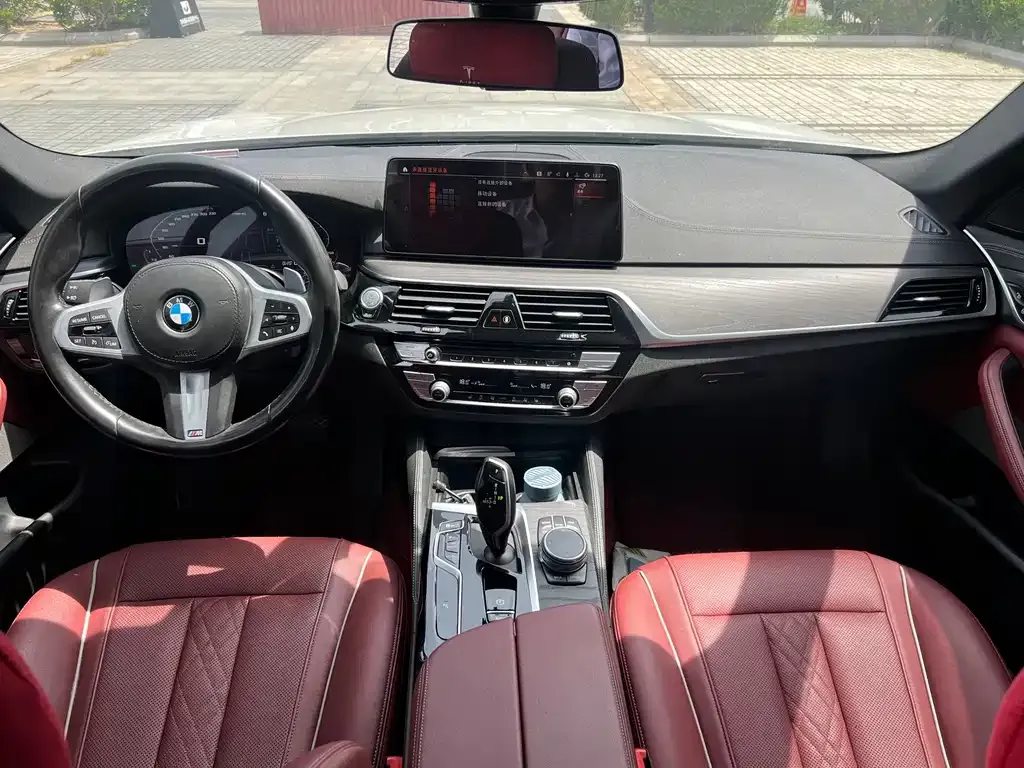 BMW 5 Series — фото 3