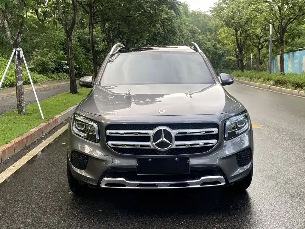 Mercedes-Benz GLB — фото 9