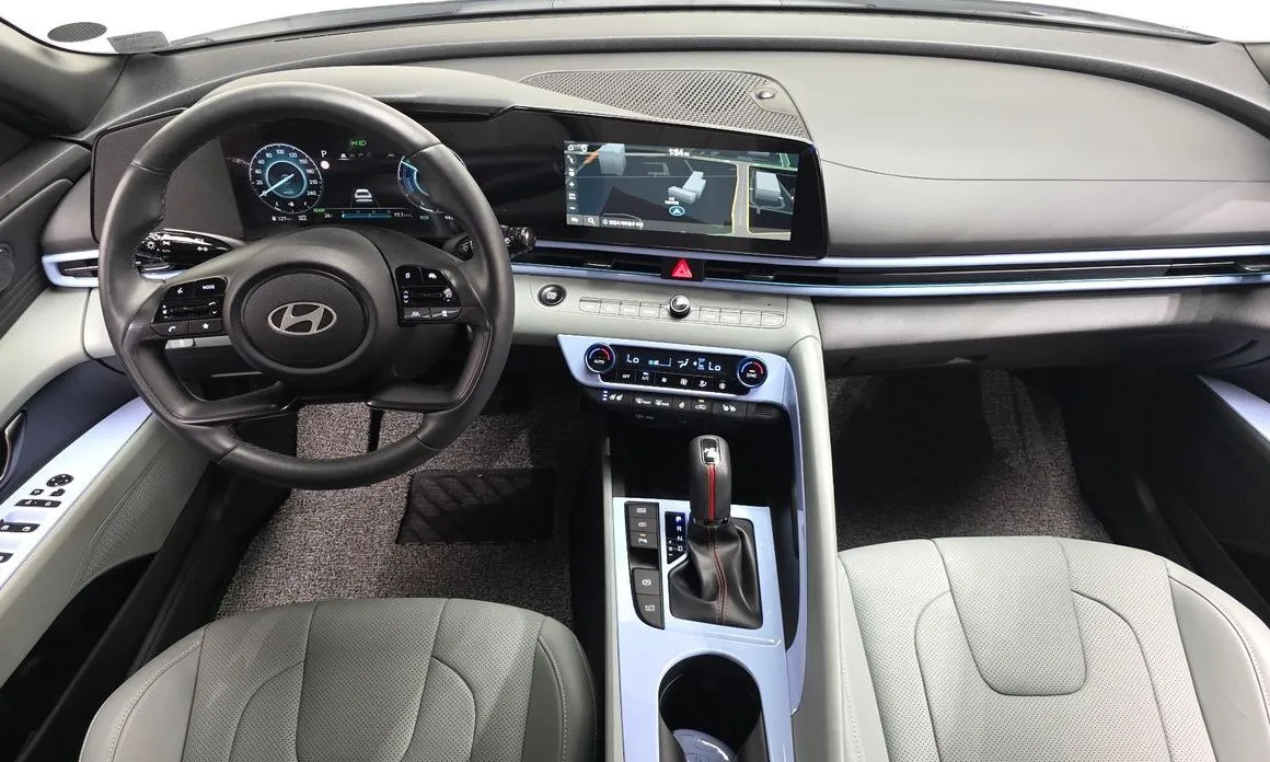 Hyundai AVANTE — фото 9