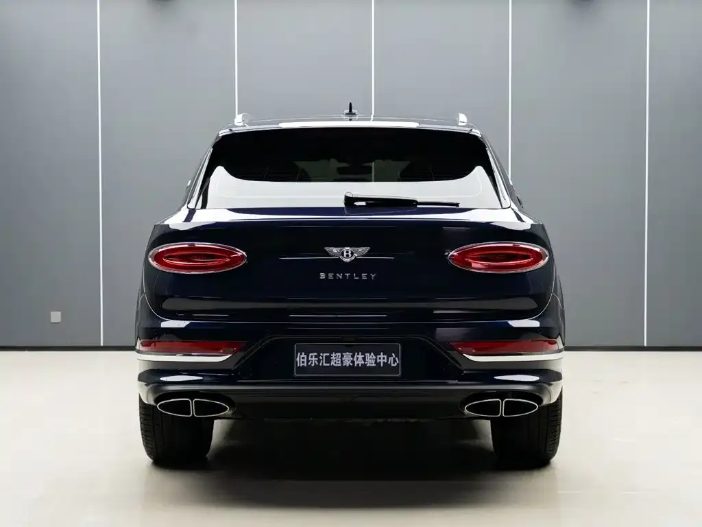 Bentley Bentayga — фото 4