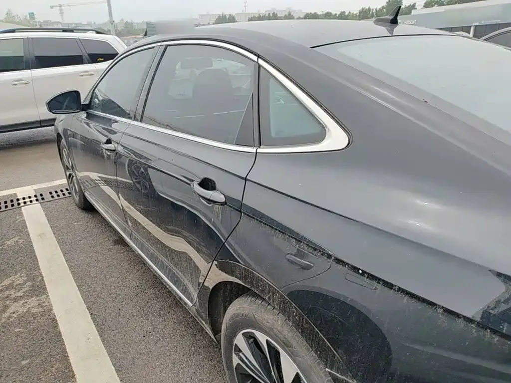 Volkswagen Passat — фото 3