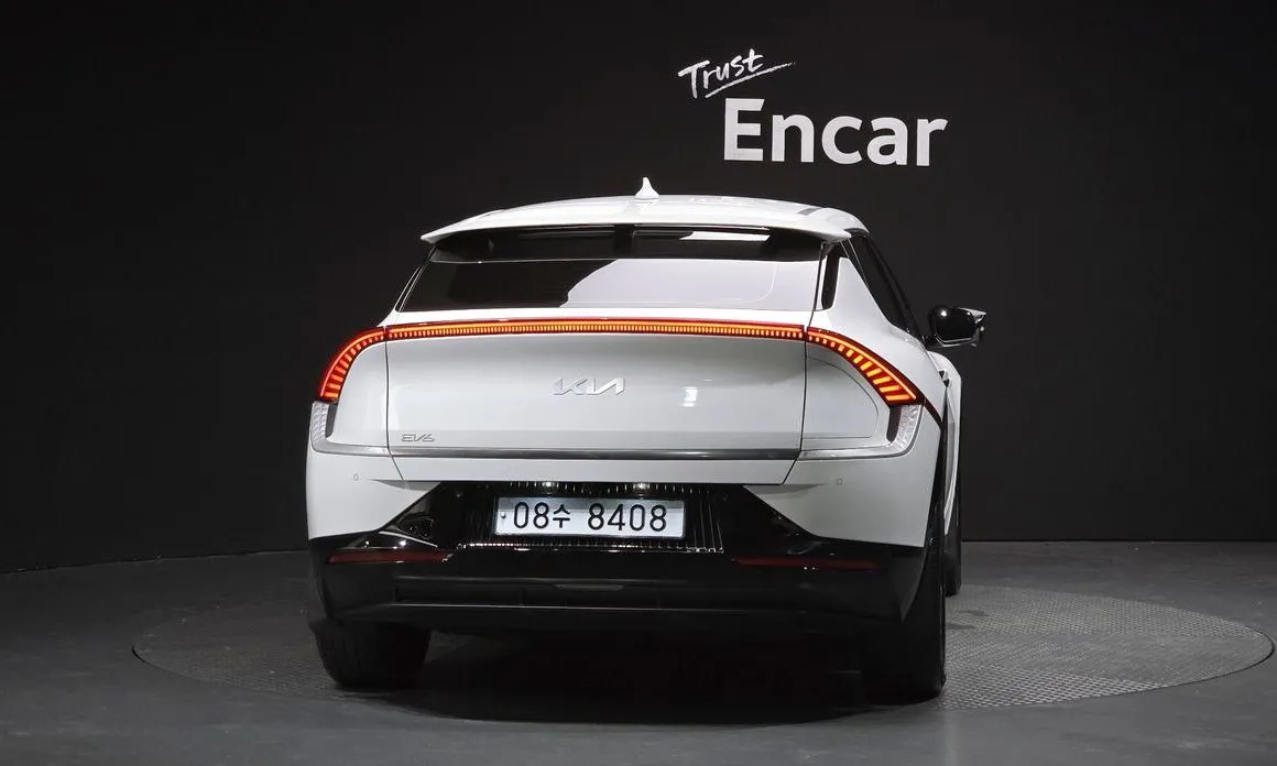 Kia EV6 — фото 4