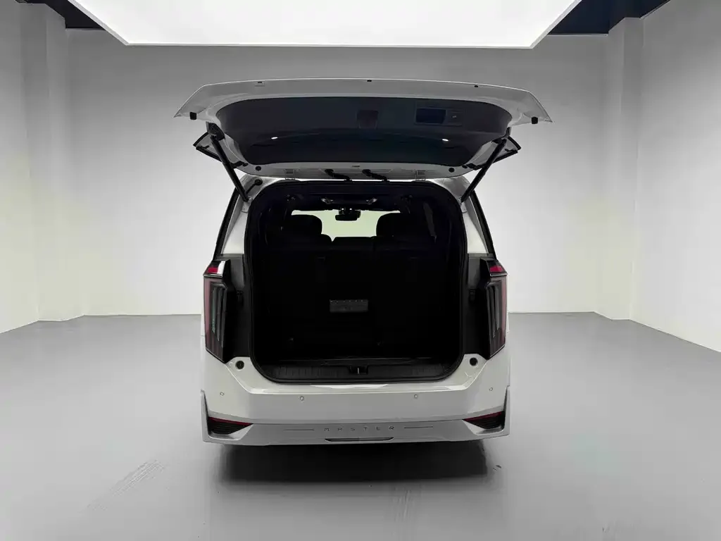 GAC Motor Trumpchi M8 — фото 2