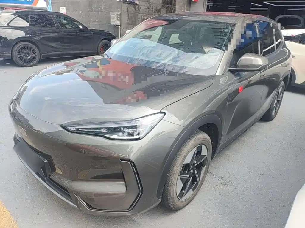 Geely Galaxy E5