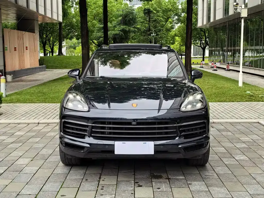 Porsche Cayenne — фото 3