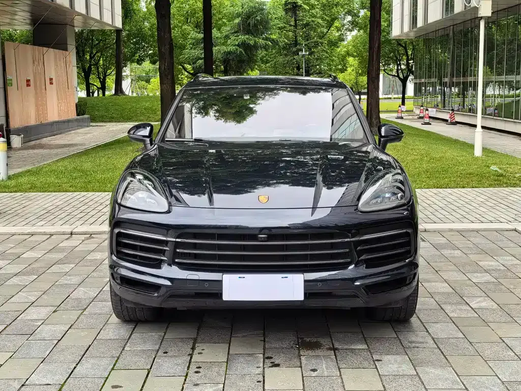 Porsche Cayenne — фото 9