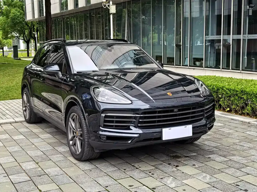 Porsche Cayenne — фото 5