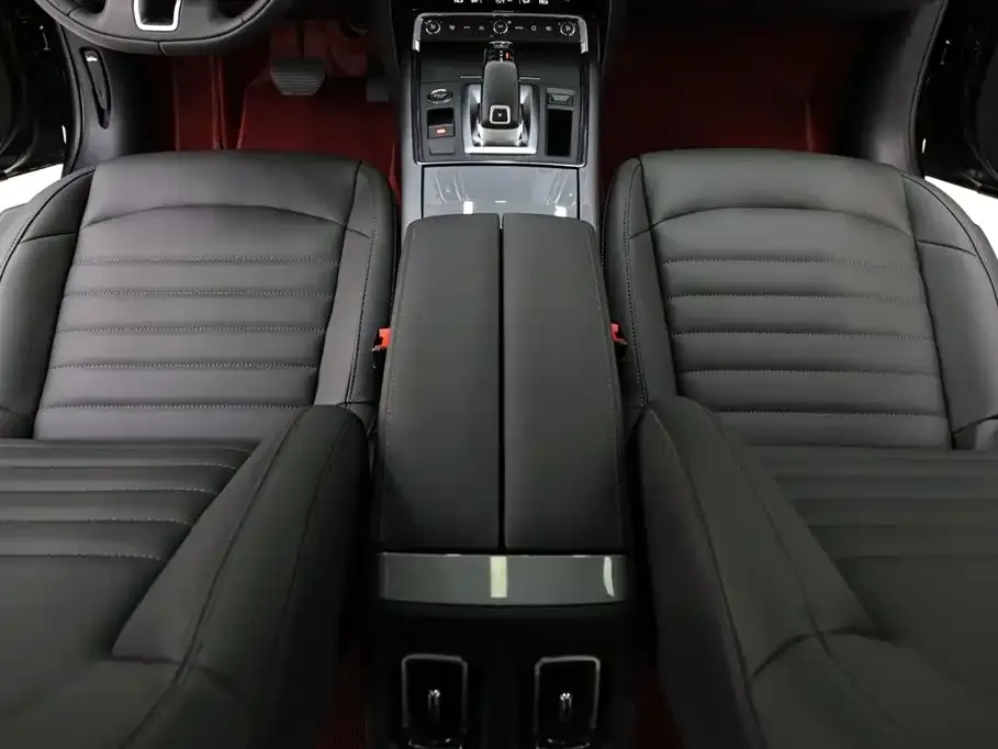 Citroen C6 2022 из CN, фото 3