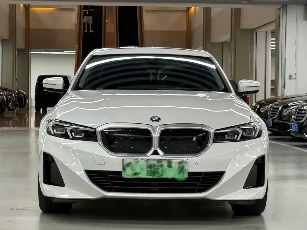 BMW i3 2024 из CN, фото 5