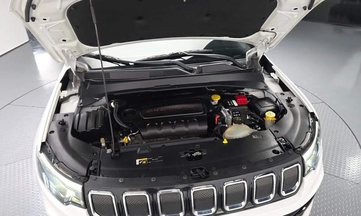 Jeep Compass 2022 из KR, фото 9