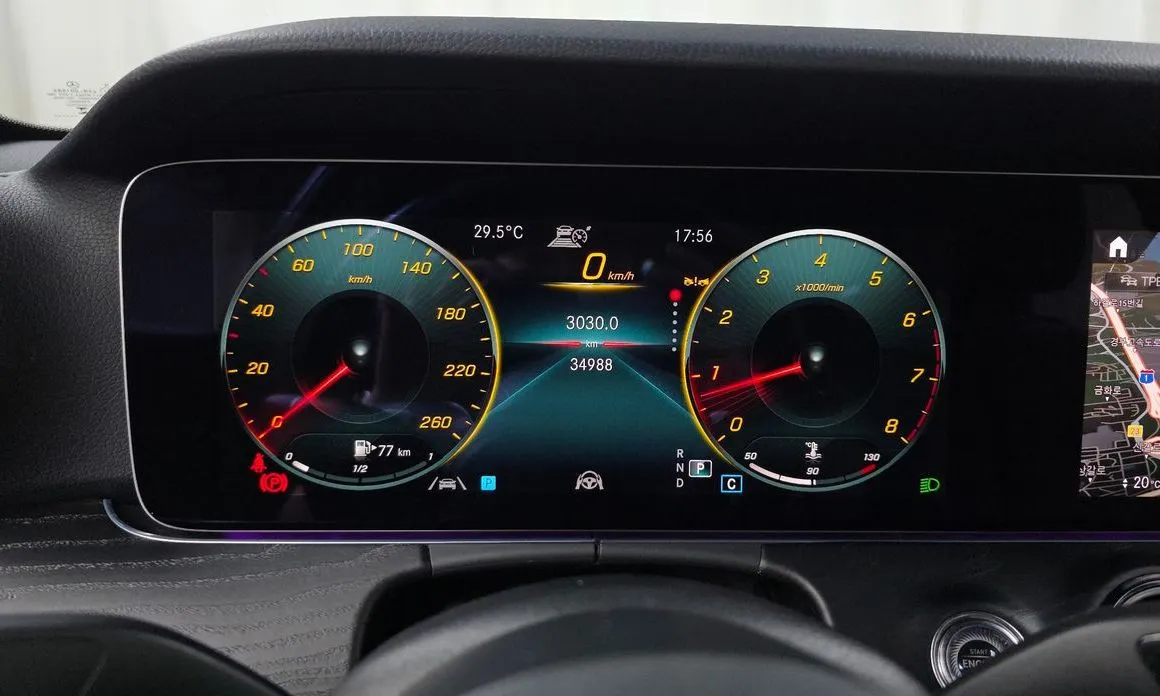 Mercedes-Benz E-Class 2023 из KR, фото 10