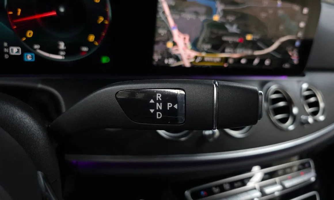 Mercedes-Benz E-Class 2023 из KR, фото 3