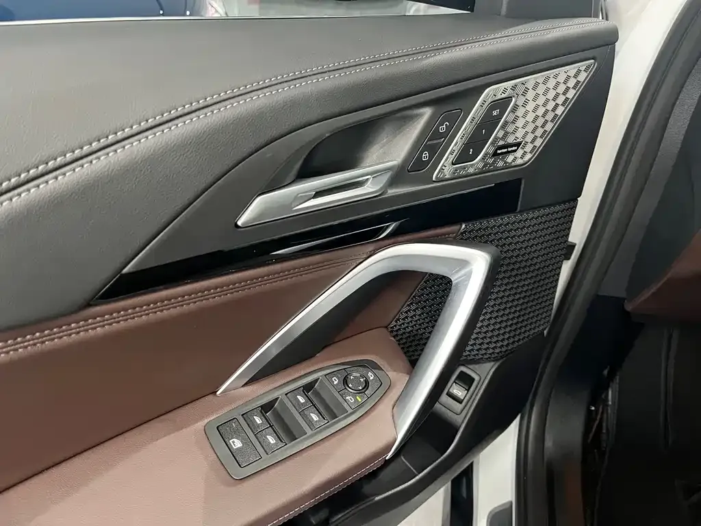 BMW X1 — фото 4