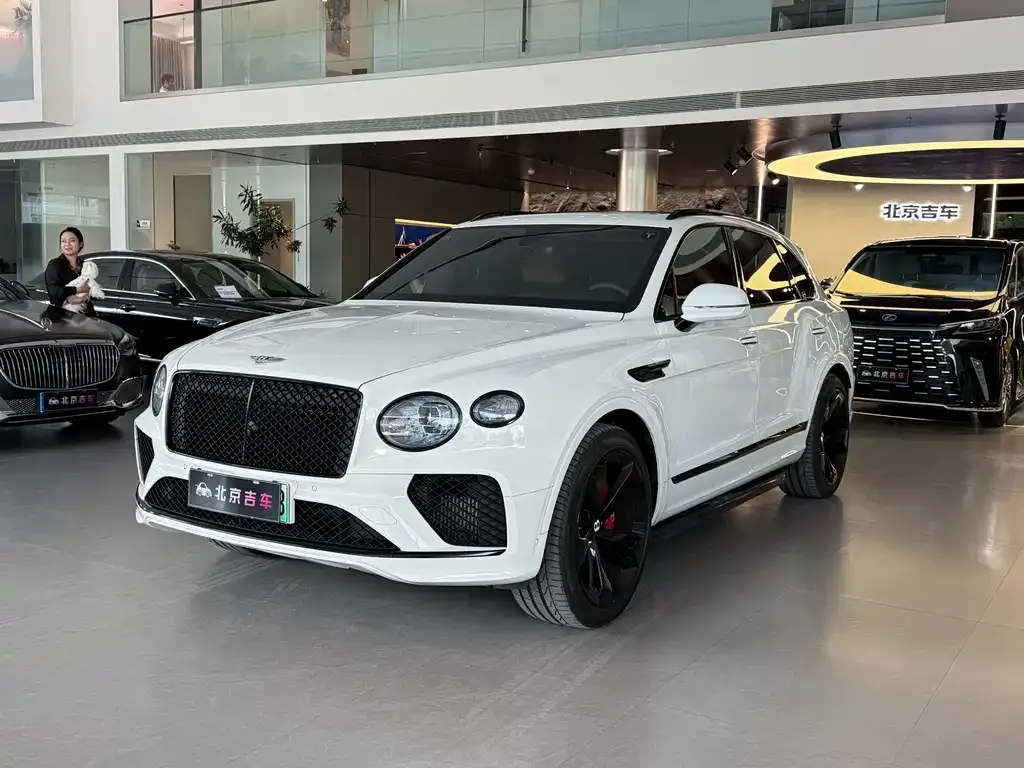 Bentley Bentayga PHEV — фото 1