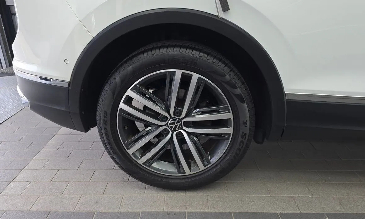 Volkswagen Tiguan 2023 из KR, фото 9