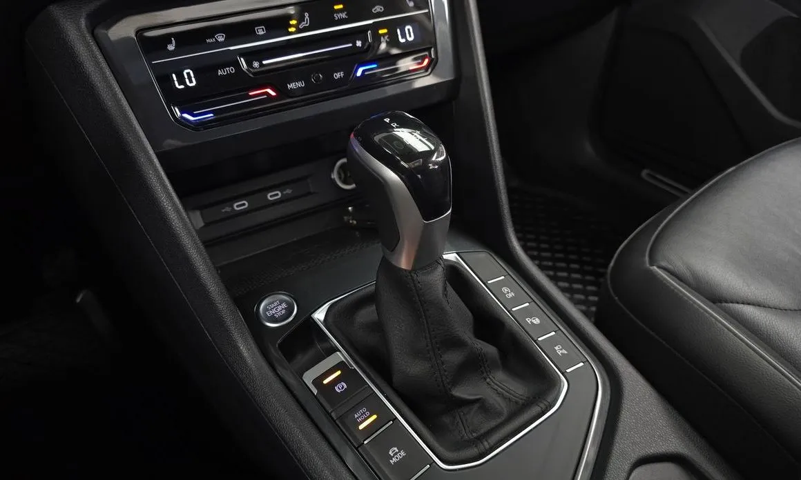 Volkswagen Tiguan 2023 из KR, фото 6
