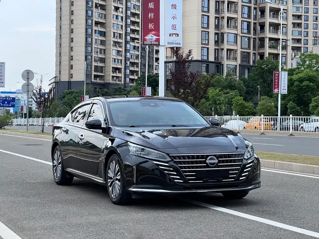 Nissan Teana — фото 9