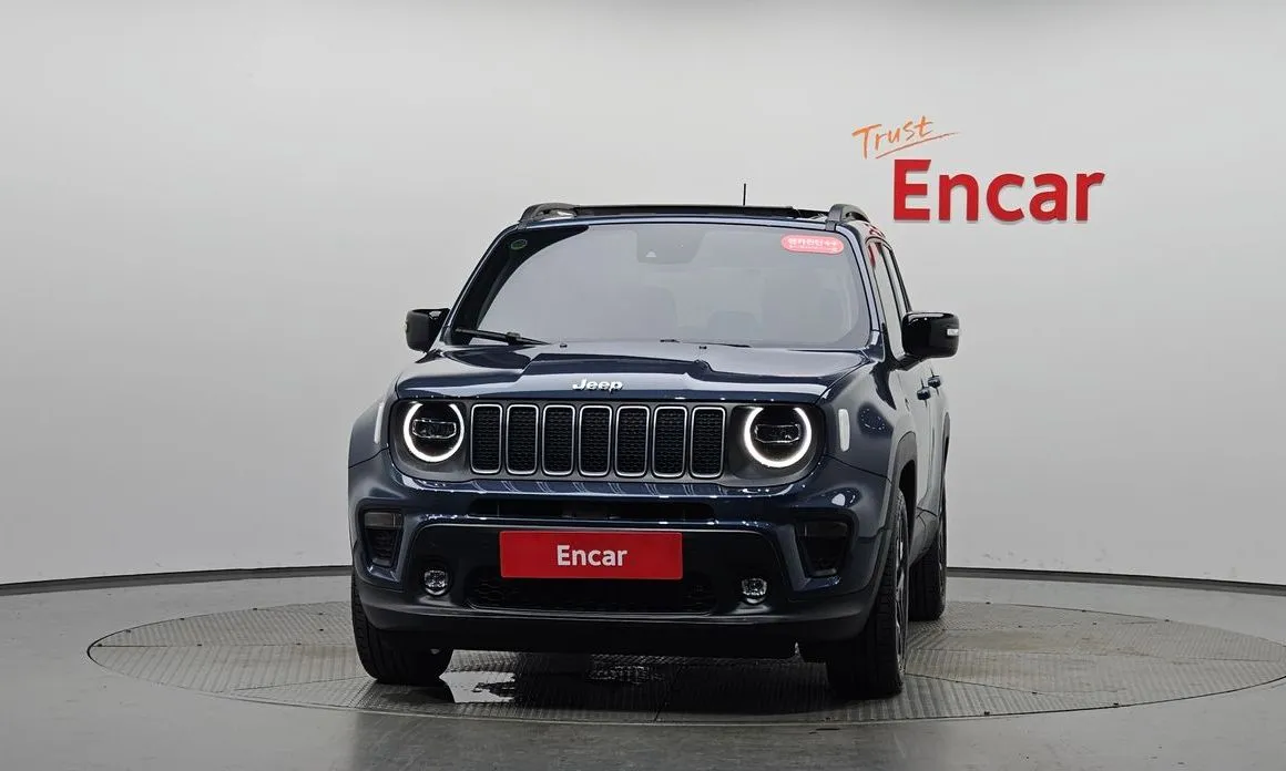 Jeep Renegade — фото 4