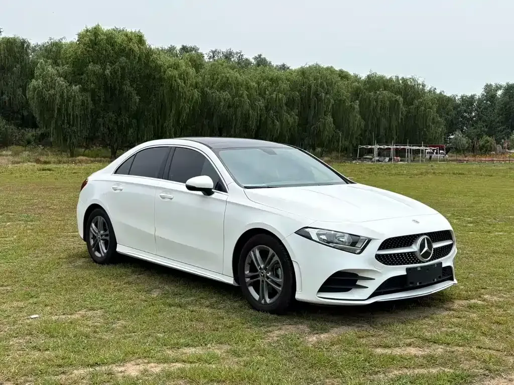 Mercedes-Benz A-Class — фото 10