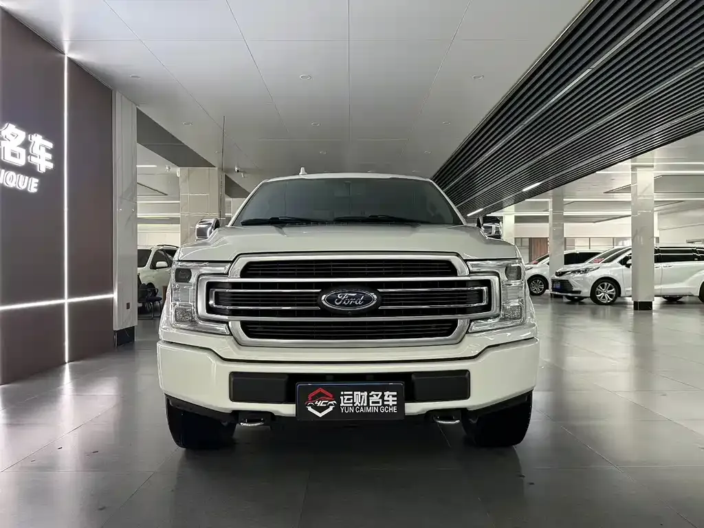 Ford F-150 Raptor — фото 8