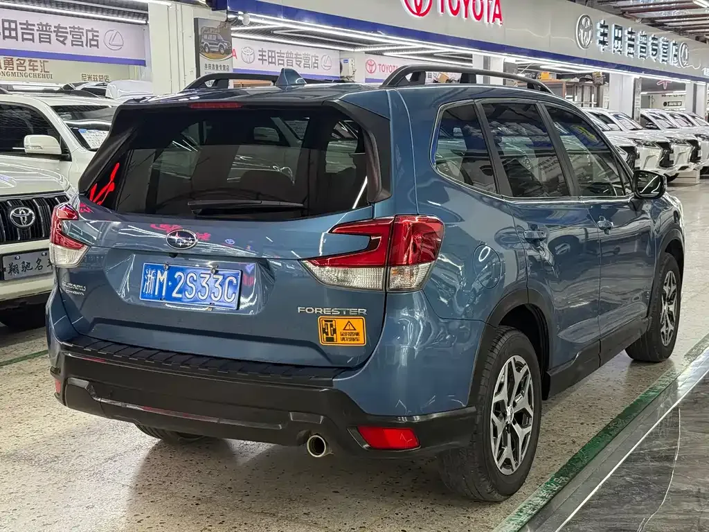 Subaru Forester 2022 из CN, фото 4