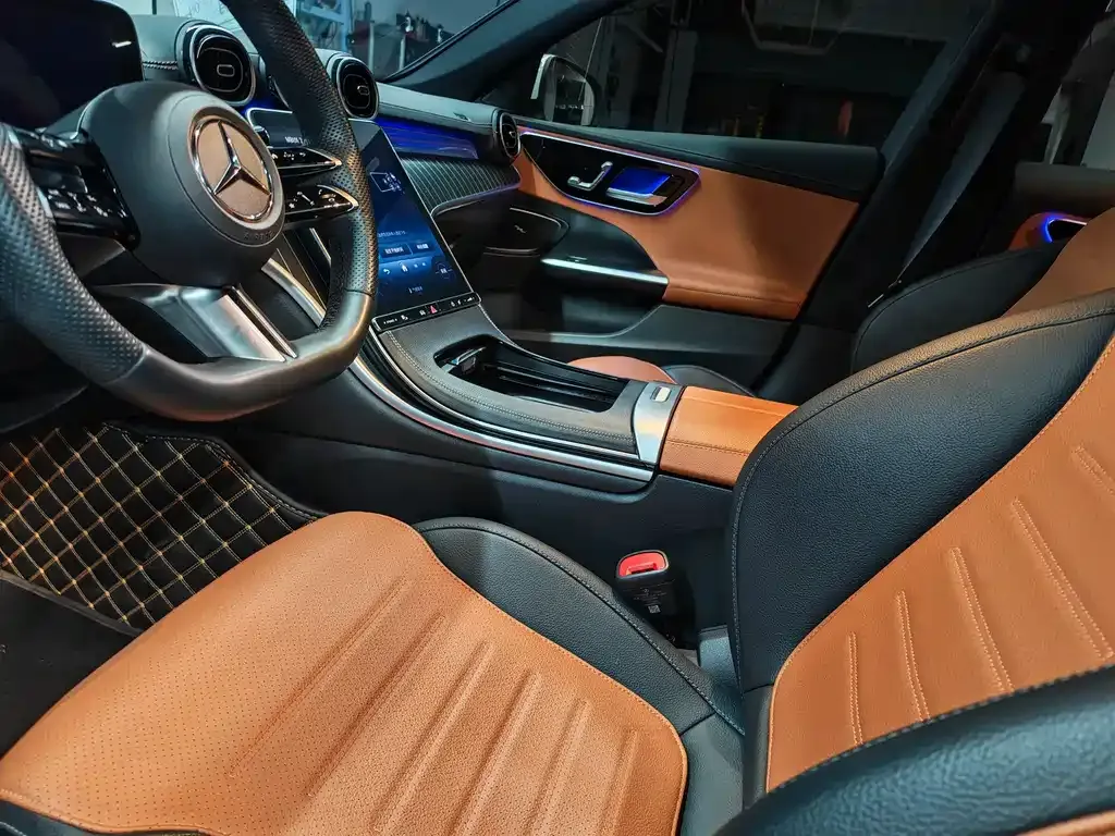Mercedes-Benz C-Class — фото 2