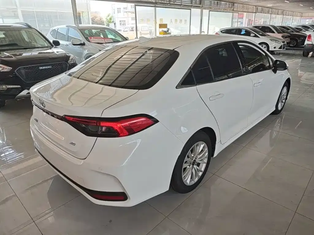 Toyota Allion — фото 7