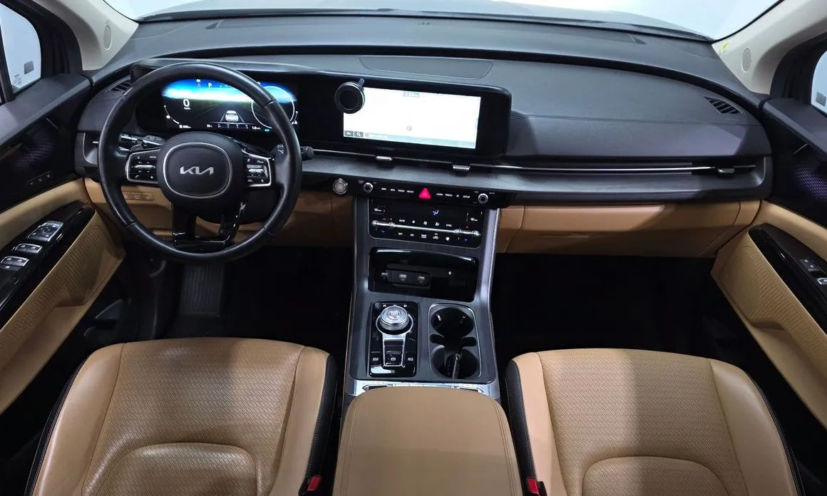 Kia Carnival — фото 10