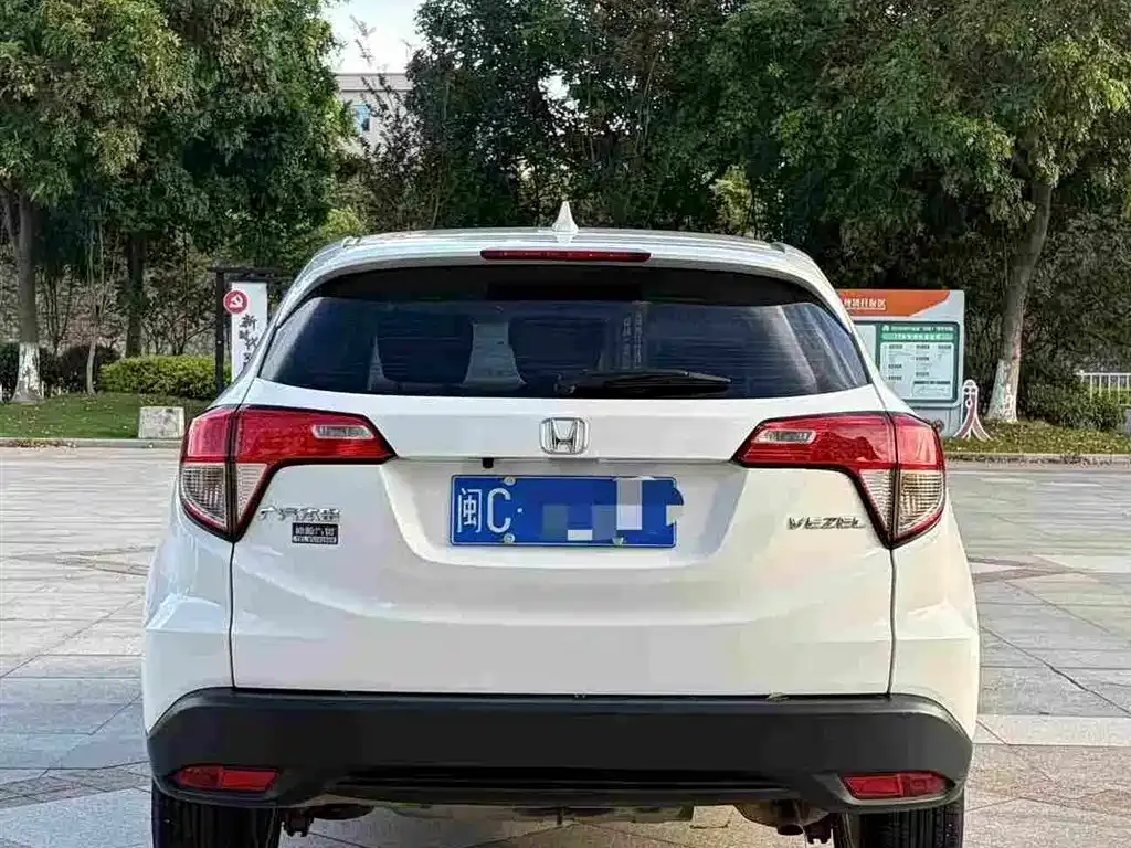 Honda Vezel — фото 10