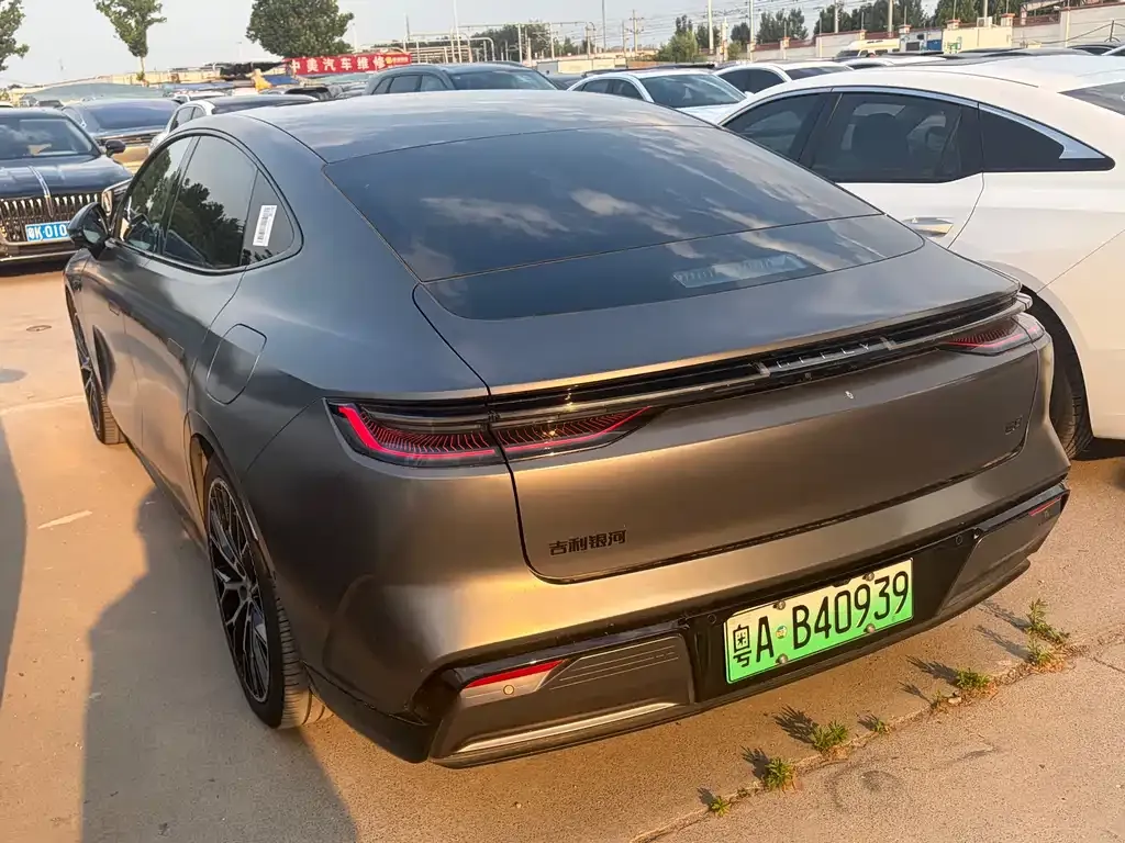 Geely Galaxy E8 2025 из CN, фото 5