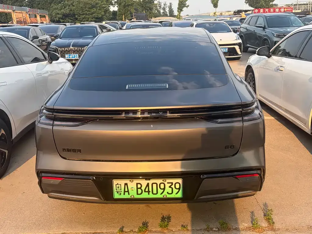 Geely Galaxy E8 2025 из CN, фото 2